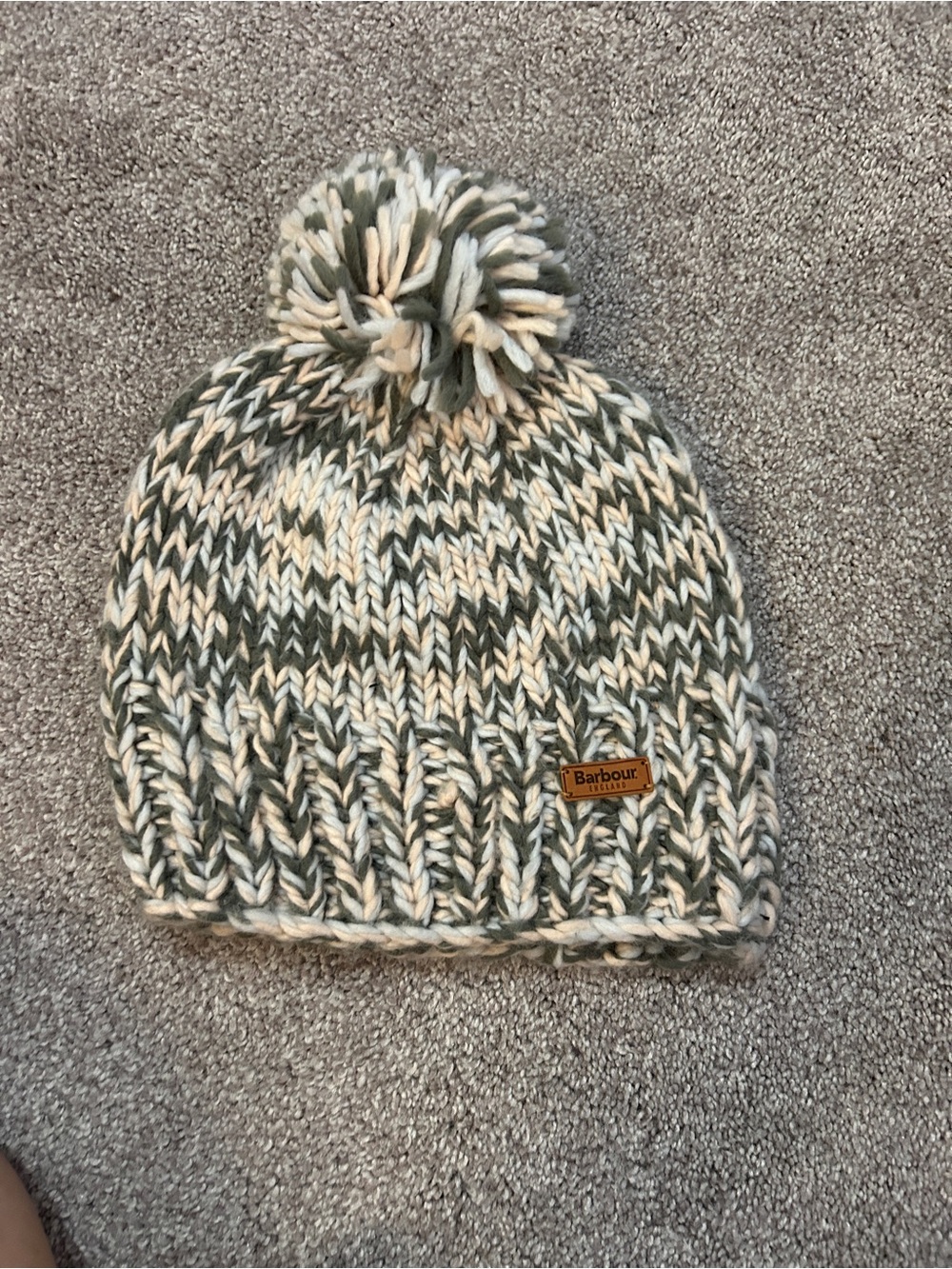 Barbour Women’s Green & Cream Pom Beanie